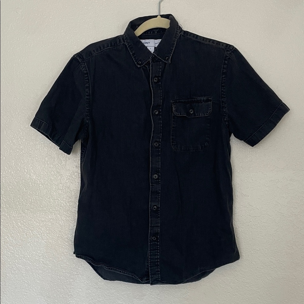 Old Navy Men's Dark Button Down Shirt